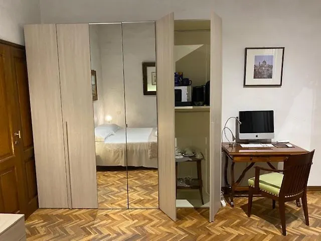 Tower Room Florence Apartment